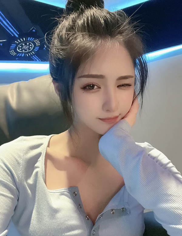 迪拜高端模特经纪人